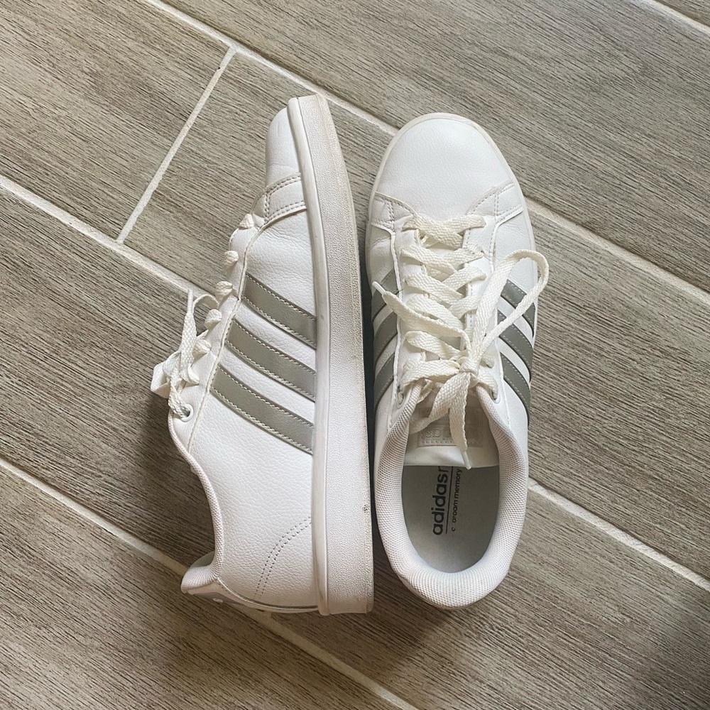 Adidas Neo Cloudfoam White Silver Sneakers Size 9